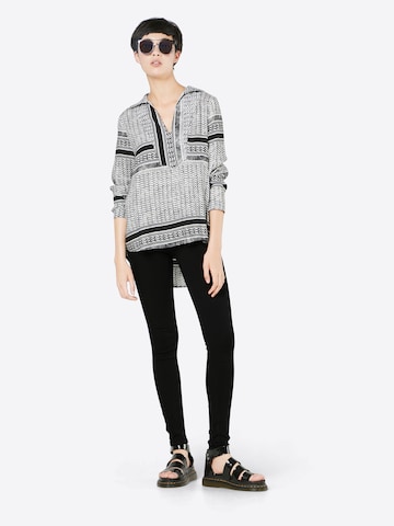 JDY Skinny Džínsy 'JDYSkinny Low Fano' - Čierna