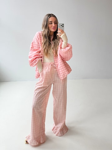 Playful Checkered Look