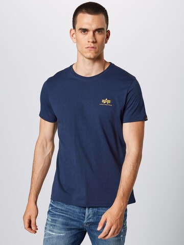 Coupe regular T-Shirt ALPHA INDUSTRIES en bleu