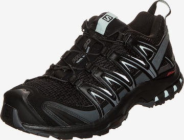 Chaussure de course 'XA PRO 3D' SALOMON en noir : devant