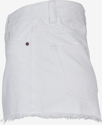 Urban Classics Slimfit Shorts in Weiß
