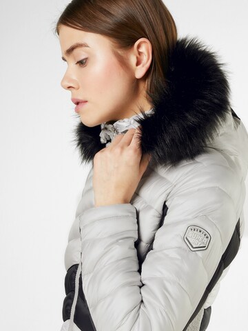 Superdry Jacke 'Fuji' in Grau