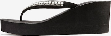 LASCANA T-Bar Sandals in Black: front