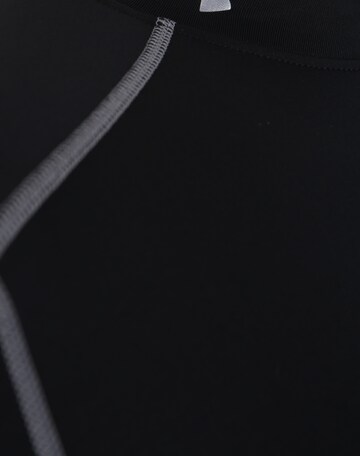 UNDER ARMOURTehnička sportska majica - crna boja