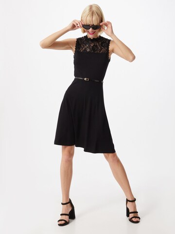 Robe 'Leia Dress' ABOUT YOU en noir