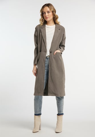 DREIMASTER Between-Seasons Coat in Grey: front