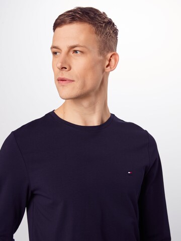 TOMMY HILFIGER Средняя посадка Футболка в Синий
