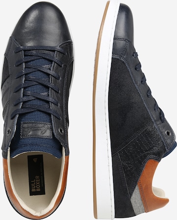 BULLBOXER Sneaker in Blau