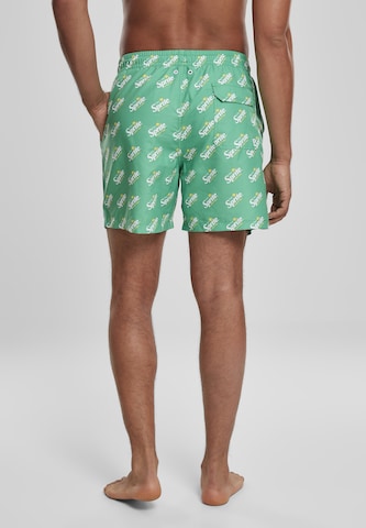 Regular Shorts de bain Mister Tee en vert