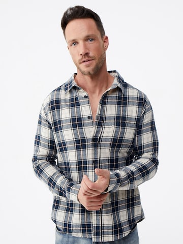 DAN FOX APPAREL Regular fit Button Up Shirt 'Thies' in Blue: front