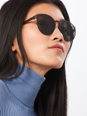 LE SPECS Okulary przeciwsłoneczne 'Swizzle' w kolorze brązowy: przód