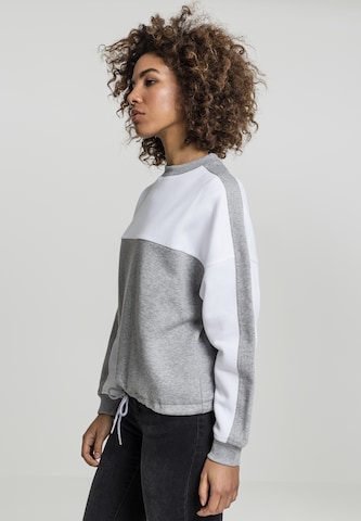 Urban Classics Sweatshirt in Grau