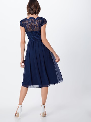 Rochie de cocktail 'Chi Chi Lilou' de la Chi Chi London pe albastru: spate