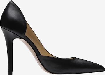 EVITA Pumps in Black