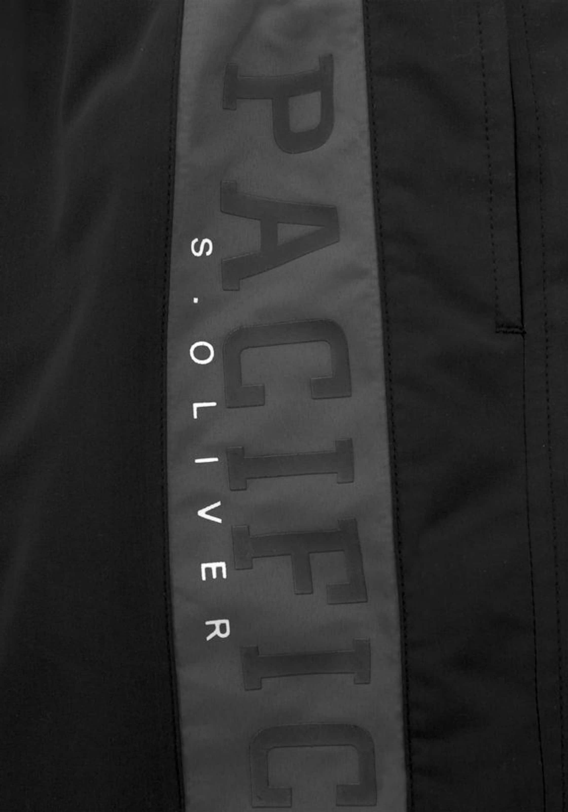 s.Oliver - Bermudas en negro