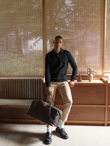 Casual Chic Chino Look by DAN FOX APPAREL