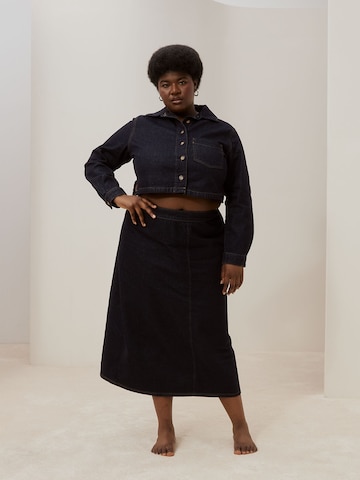 Denim Set Blouse & Skirt Look