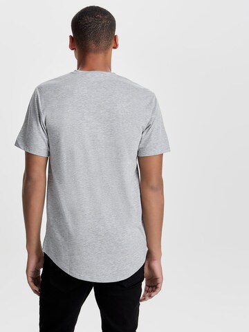 Only & Sons Regular Fit T-Shirt 'Matt' in Grau