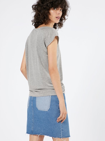 T-shirt 'Billo' PIECES en gris