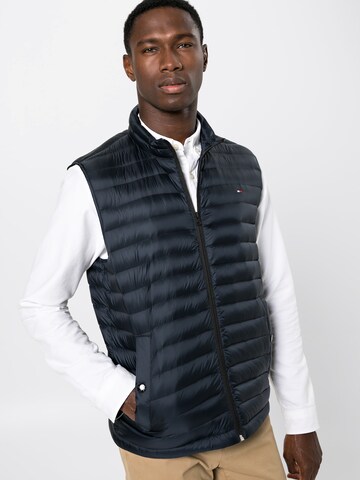 TOMMY HILFIGER Bodywarmer 'CORE LW PACKABLE DOWN VEST' in Blauw: voorkant