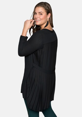 SHEEGO - Blusa en negro