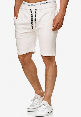 INDICODE JEANS Regular Shorts 'Aldrich' in Weiß