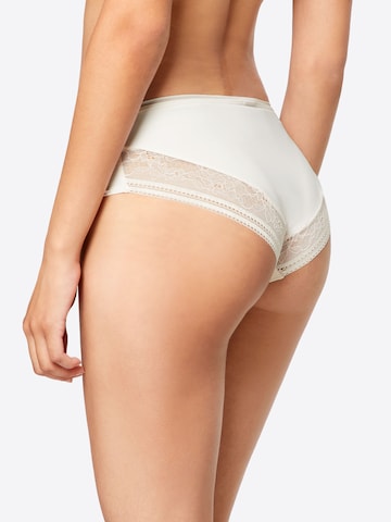 Skiny Boyshorts in Beige: back