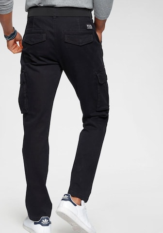 H.I.S Regular Cargohose (Set, 2 tlg., mit abnehmbarem Gürtel) in Schwarz: Vorderseite