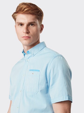 Coupe regular Chemise TOM TAILOR en bleu