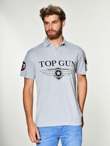 TOP GUN T-Shirt Polo 'Star' in Grau: predná strana