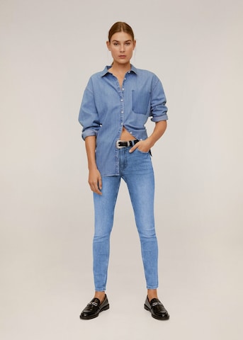 MANGO Skinny Jeansy 'Kim' w kolorze niebieski