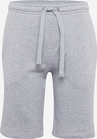 Urban Classics Sweatshorts in Grau: predná strana