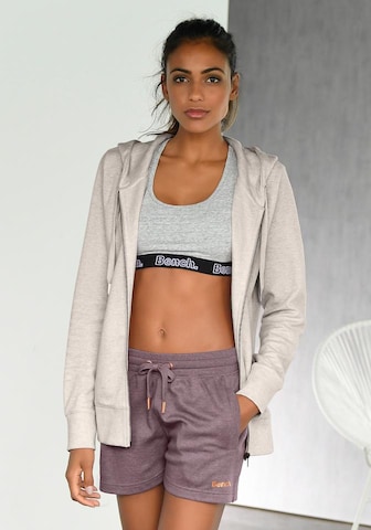 BENCH Regular Loungeshorts in Lila