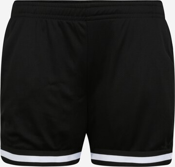 Urban Classics Regular Shorts in Schwarz: predná strana