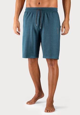 BENCH Loosefit Sweatshorts in Grün: predná strana