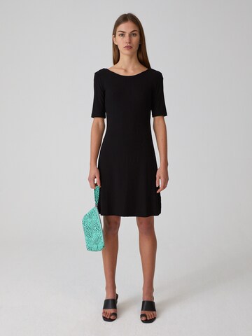 EDITED Kleid 'Leany' in Schwarz