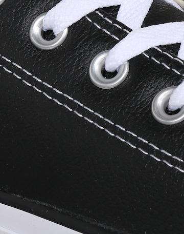 CONVERSE Sneaker 'CHUCK TAYLOR ALL STAR CLASSIC OX LEATHER' in Schwarz