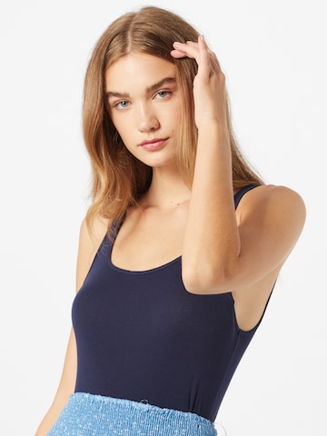 GAP Top in Blue: front