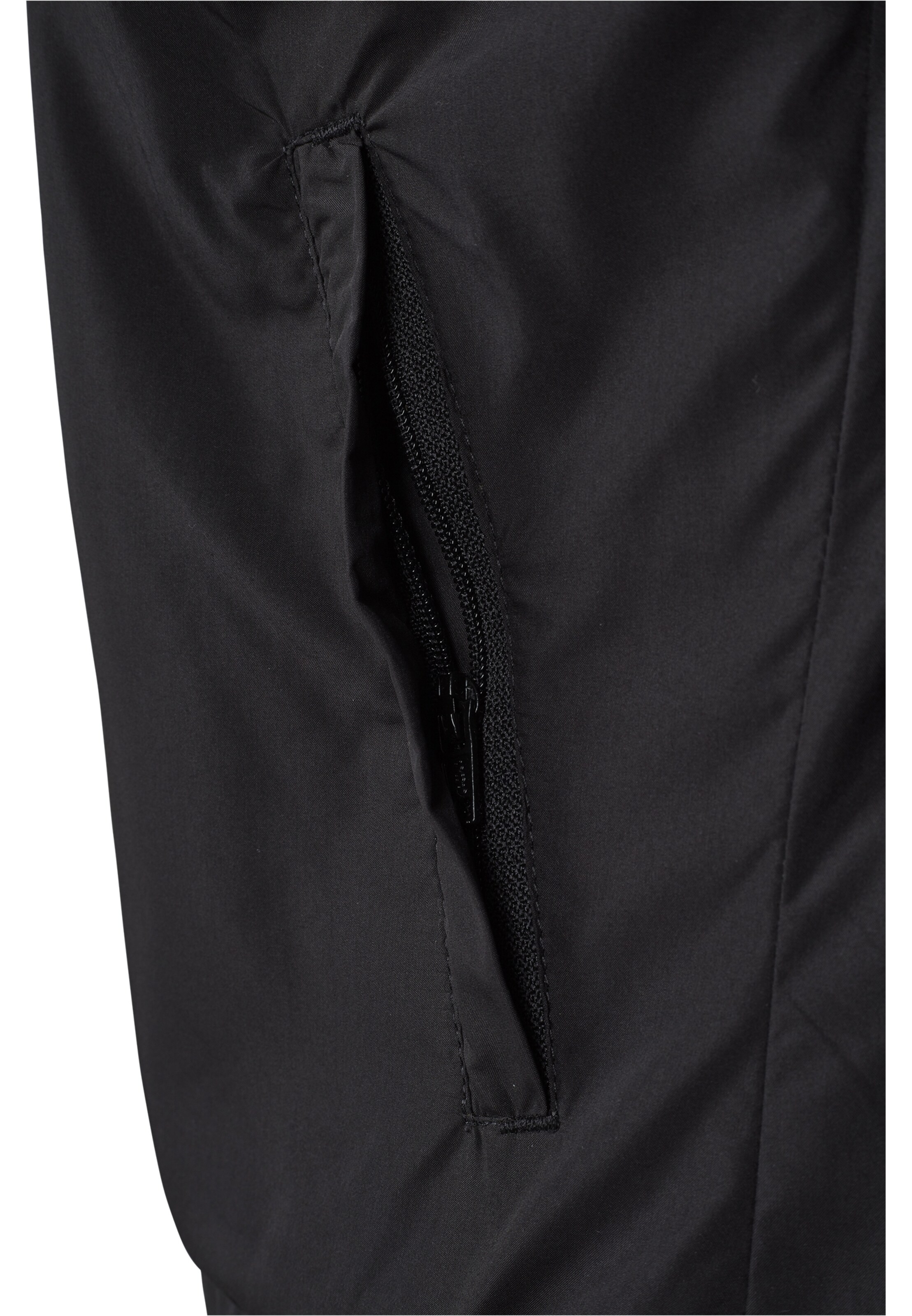 Urban Classics Övergångsjacka i svart