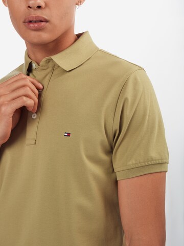 TOMMY HILFIGER Slim Fit Poloshirt in Grün