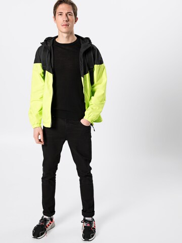 Veste mi-saison Urban Classics en jaune