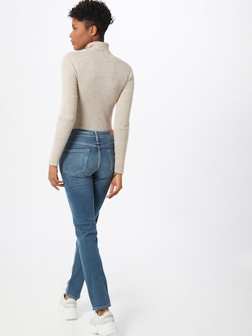 s.Oliver Slimfit Jeans 'Betsy' in Blau