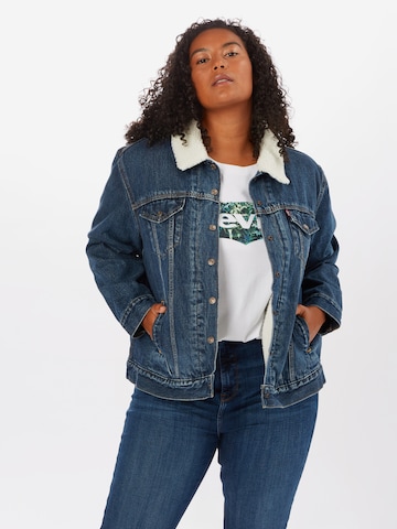 Levi's® Plus - Casaco meia-estação 'Ex-Boyfriend Sherpa Trucker Jacket' em azul: frente