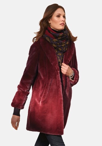 MYBC Winter Coat in Red: front