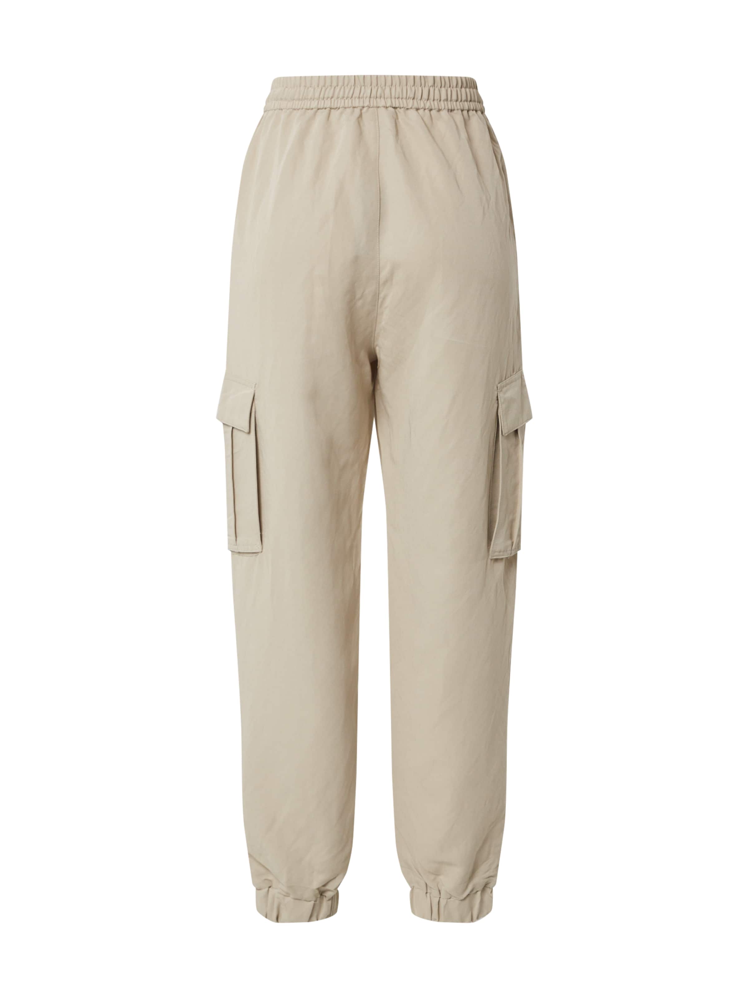 Urban Classics - Tapered Calças cargo em bege