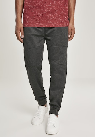 SOUTHPOLE Tapered Broek in Grijs: voorkant