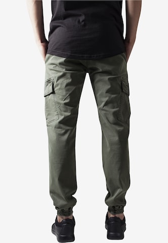 Urban Classics Tapered Cargo Pants in Green