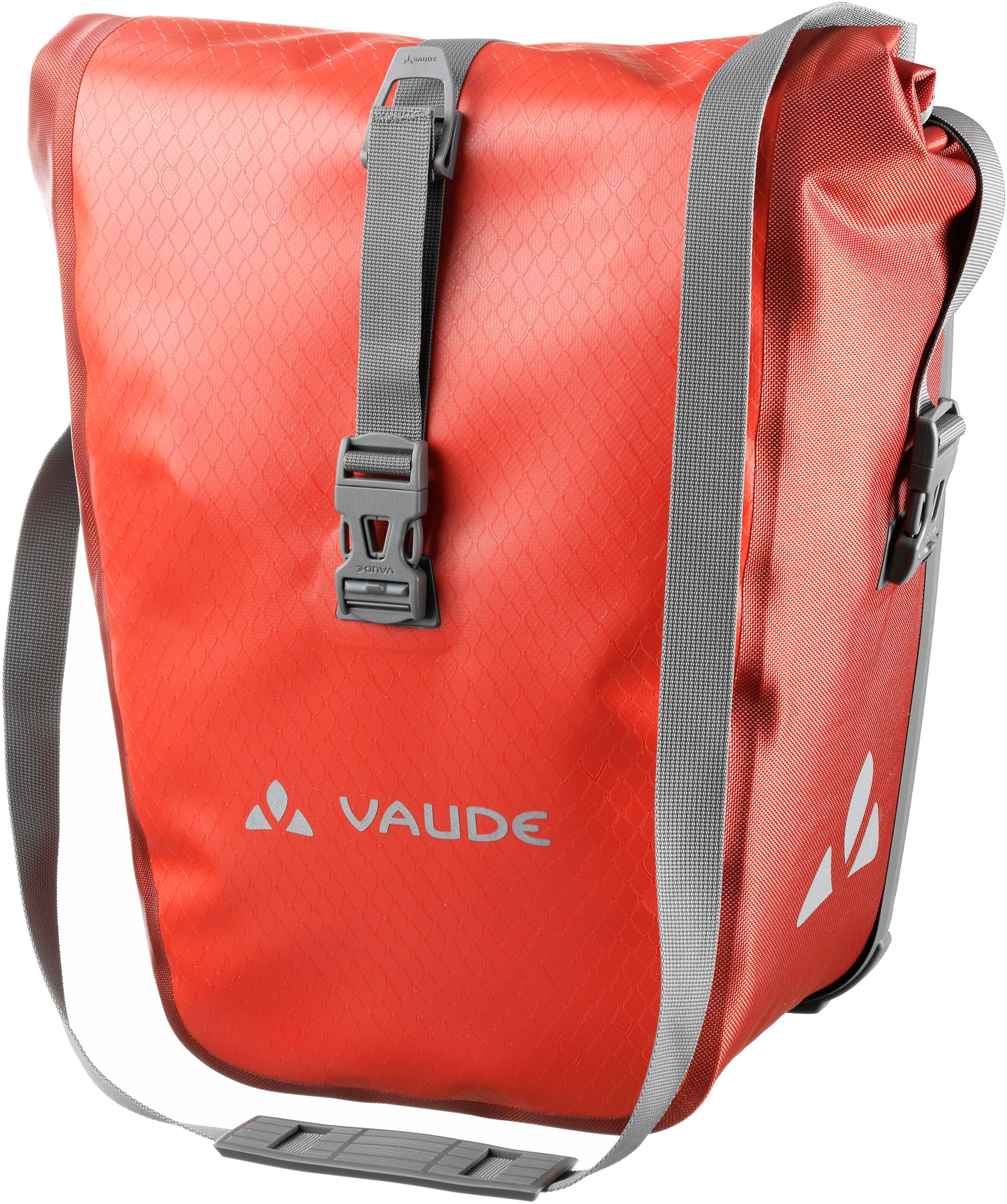 VAUDE Sports bag 'Aqua Front' in Red