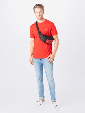 LACOSTE - Regular Fit Camisa em vermelho