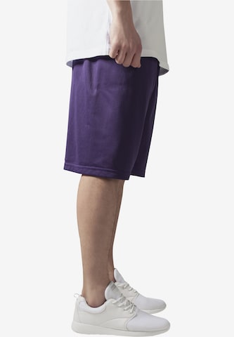 Urban Classics Loosefit Shorts in Lila